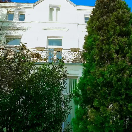 A&s Koblenzer Strasse Hotel 2*