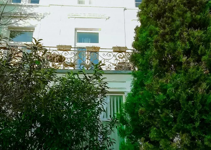 A&s Koblenzer Strasse Hotel 2*